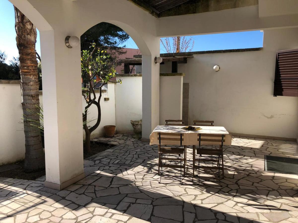 Odegos Mono & Trilo Bed and Breakfast Torre dell'Orso Εξωτερικό φωτογραφία