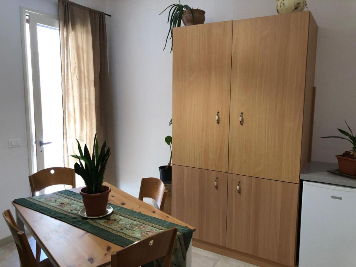 Odegos Mono & Trilo Bed and Breakfast Torre dell'Orso Εξωτερικό φωτογραφία