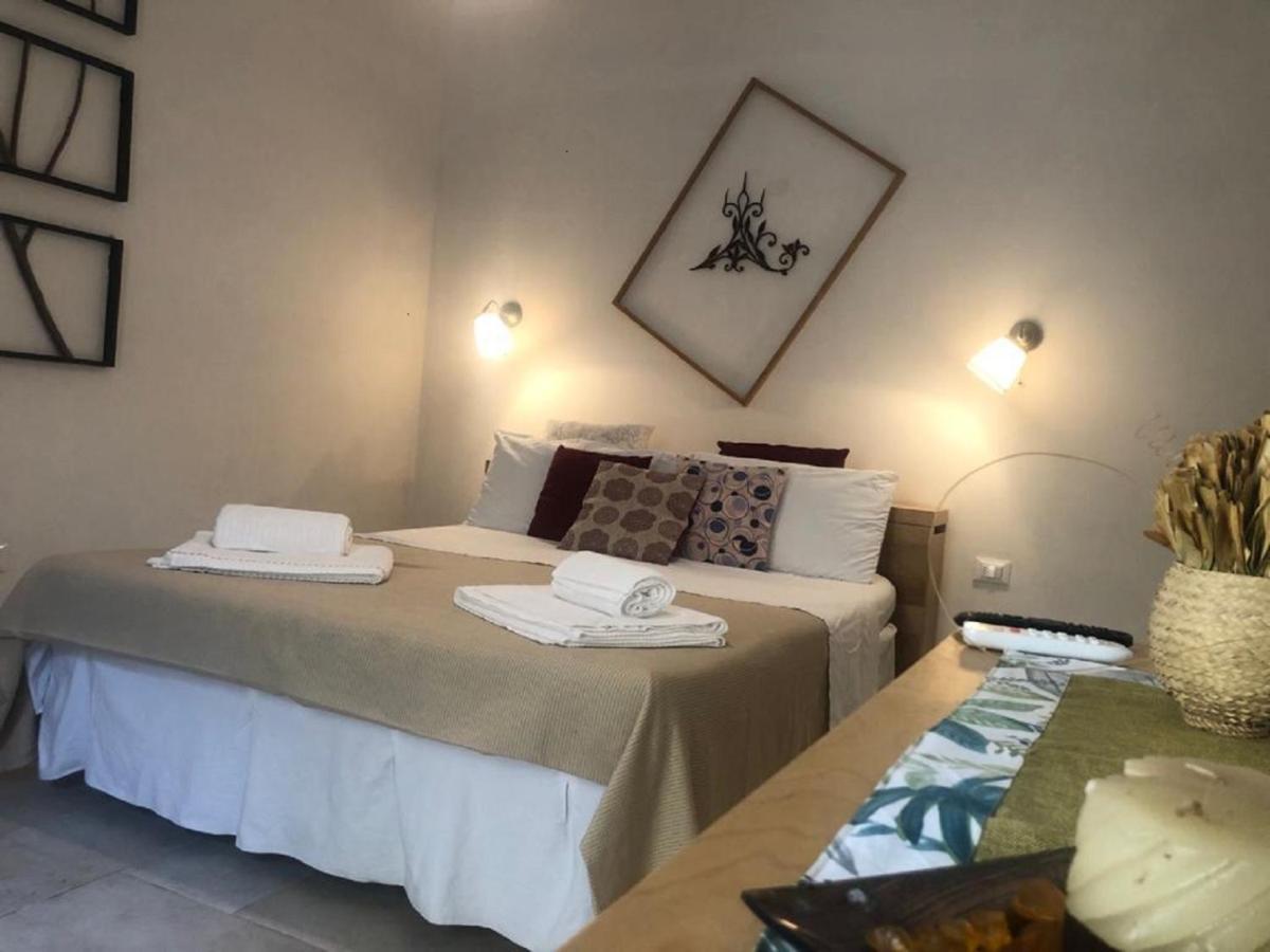 Odegos Mono & Trilo Bed and Breakfast Torre dell'Orso Εξωτερικό φωτογραφία