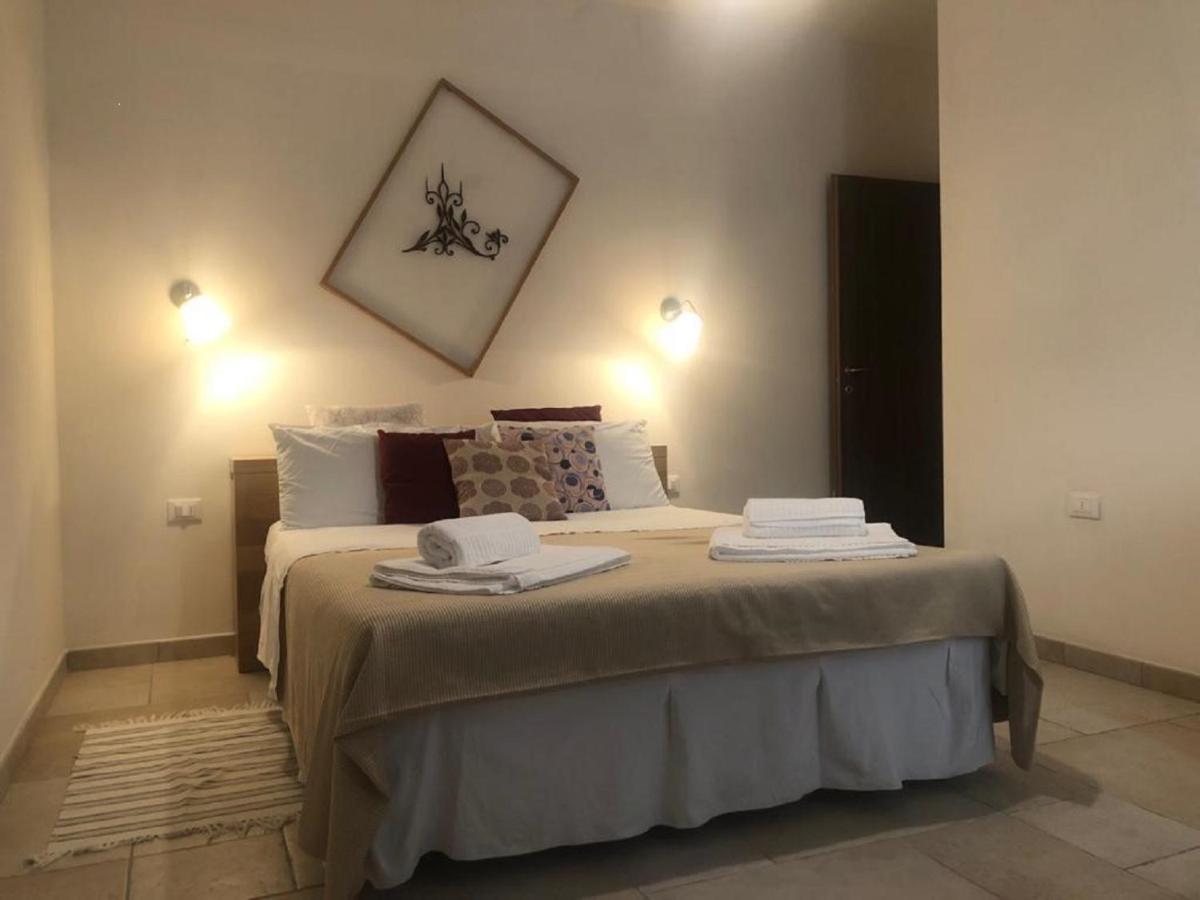 Odegos Mono & Trilo Bed and Breakfast Torre dell'Orso Εξωτερικό φωτογραφία