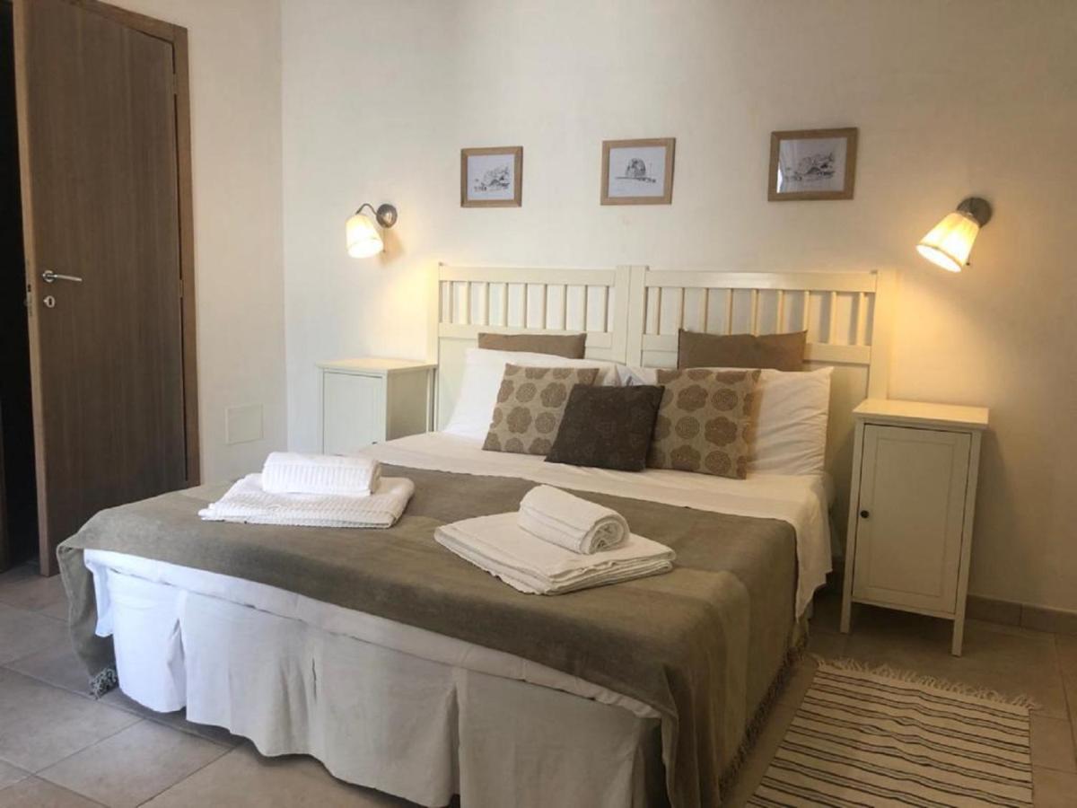 Odegos Mono & Trilo Bed and Breakfast Torre dell'Orso Εξωτερικό φωτογραφία