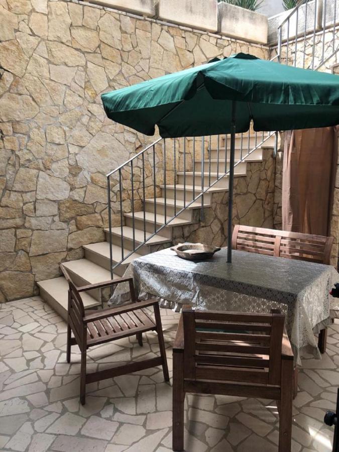 Odegos Mono & Trilo Bed and Breakfast Torre dell'Orso Εξωτερικό φωτογραφία